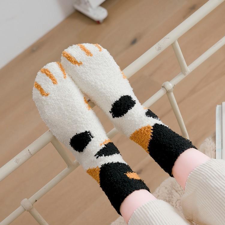 Winter Cat Claws Socks