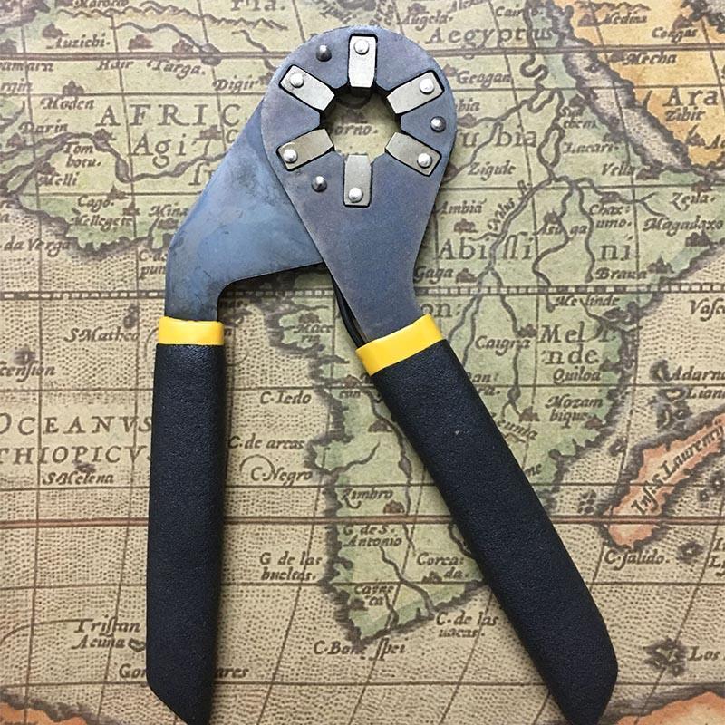 Bionic Grip Multifunctional Key