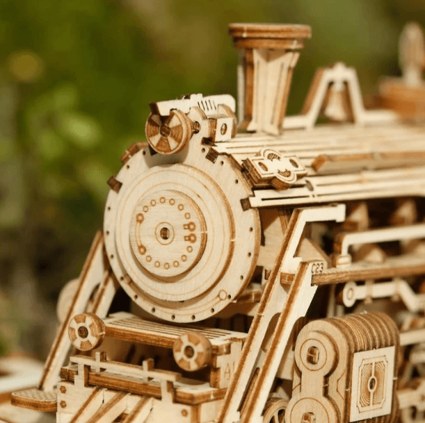 Wooden Mechanical Model Puzzle